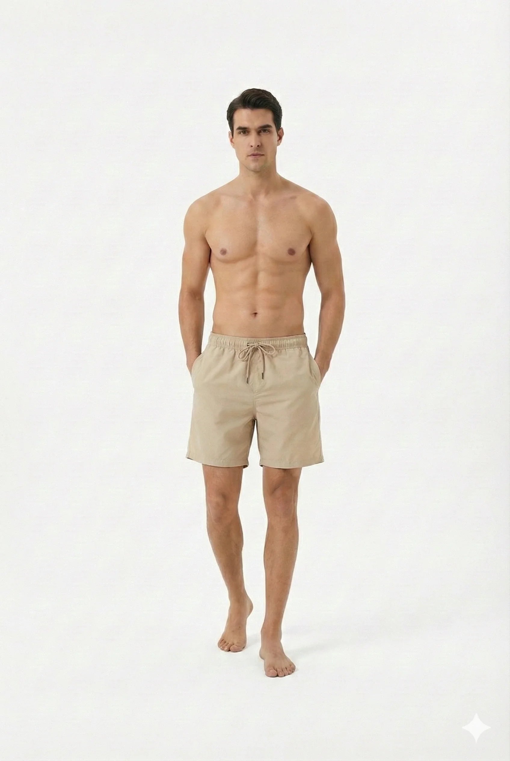 Foto de produto da Bermuda Masculina Tactel com Elastano na cor bege, destacando o corte moderno, bolsos funcionais e acabamento de alta qualidade.