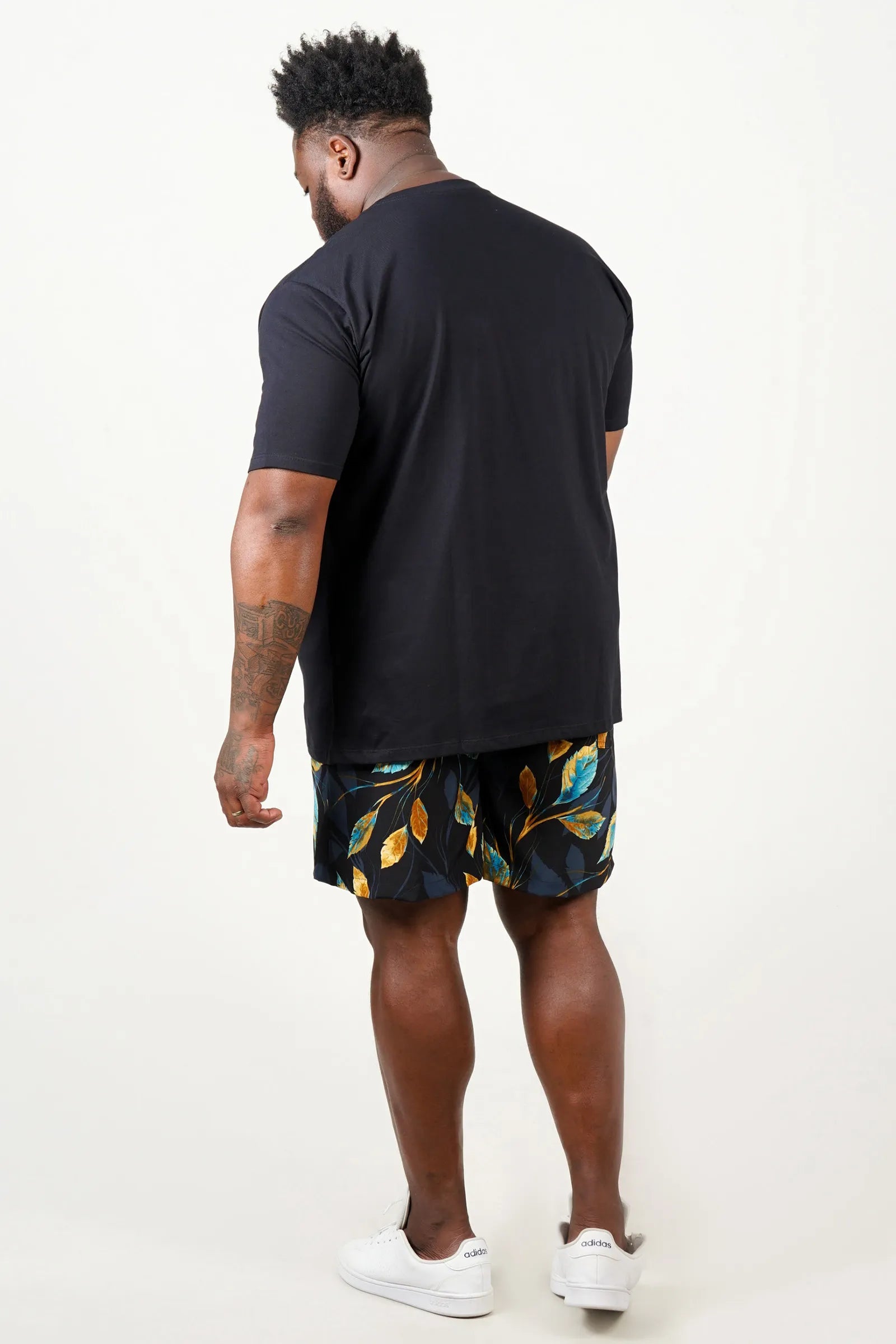 Camiseta Masculina Plus Size de Algodão Preto